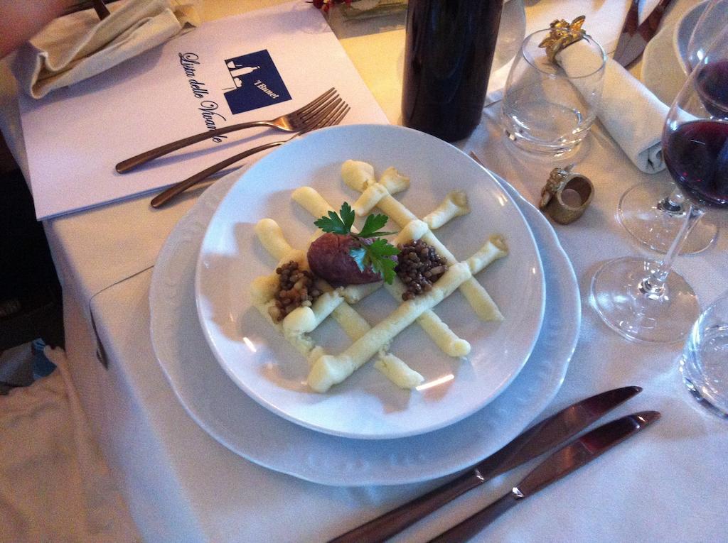 Albergo Ristorante 'l Bunet Cortemilia Exterior foto