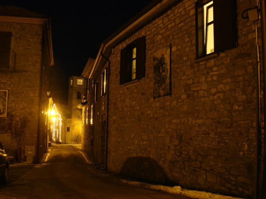 Albergo Ristorante 'l Bunet Cortemilia Exterior foto